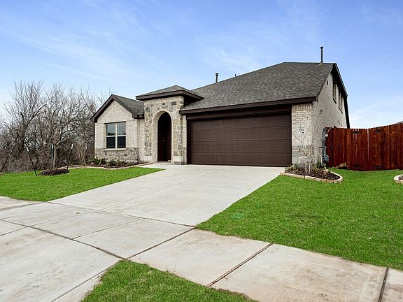 2nd image of 3551 Equinox Dr