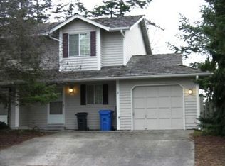 1065 SW Kaleeton Loop #1-, Oak Harbor, WA 98277