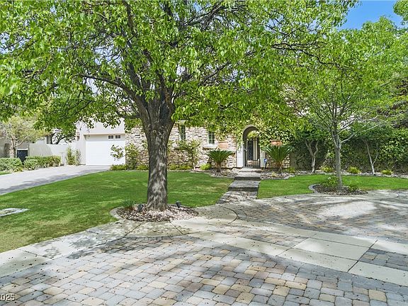 3rd image of 12056 Royal Dolnoch Ct