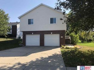 3033 Whitlock Rd, Lincoln, NE 68516