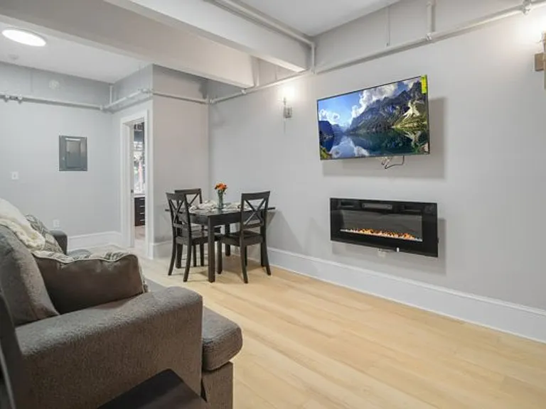 Quarry St. Apartments — Photo 43