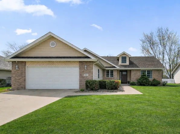 230 Curwick Dr, Bourbonnais, IL 60914