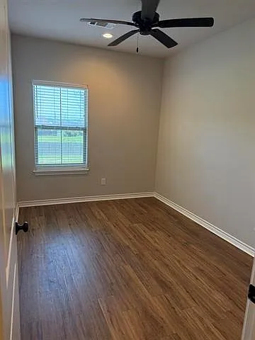 5670 Shadowbend Cir W #105 — Photo 21