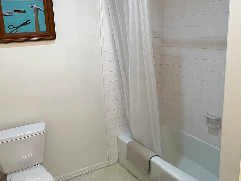 4844 McConnell Ave #C — Photo 8
