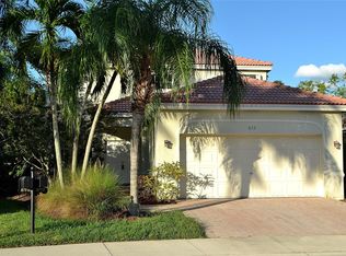 872 Tanglewood Cir, Fort Lauderdale, FL 33327