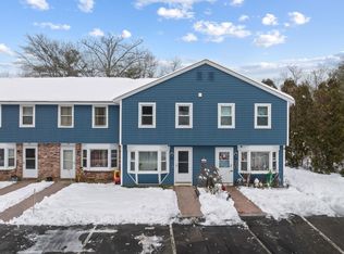 101 Stonegate Ln, Derry, NH 03038