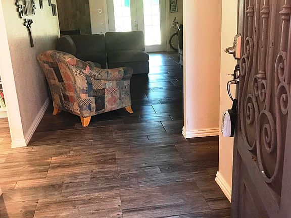 4th image of 10416 Ashwood Dr
