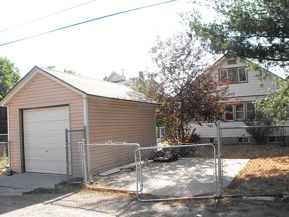 single detached garage