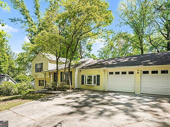 2nd image of 10968 Highridge Ct