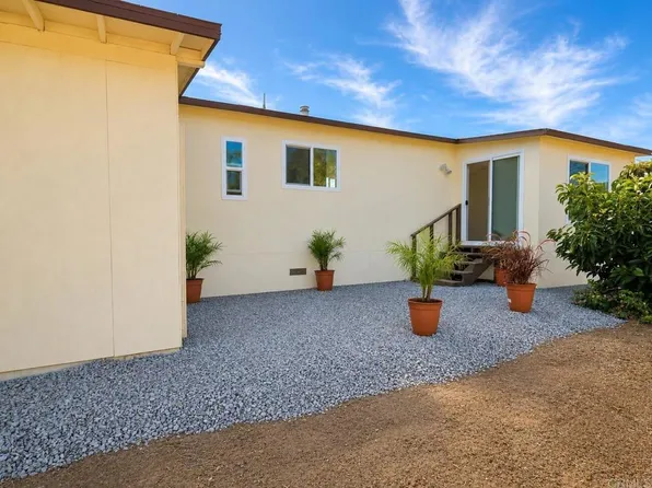 1843 Canyon Heights Rd, Fallbrook, CA 92028
