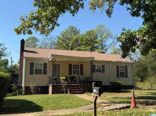 601 40th St, Fairfield, AL 35064