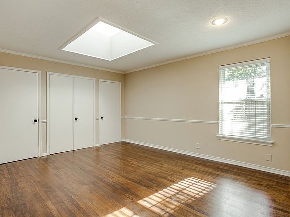 5th image of 728 Scottsdale Dr