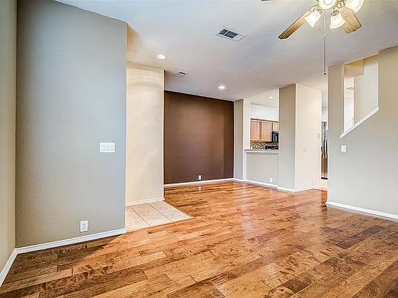5th image of 2742 Olympic Park Dr