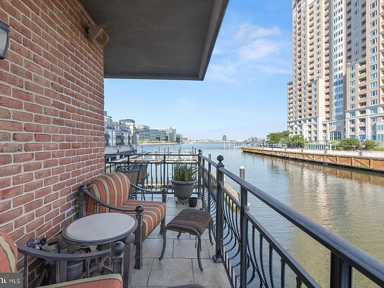 921 Valencia Ct #120 — Photo 25