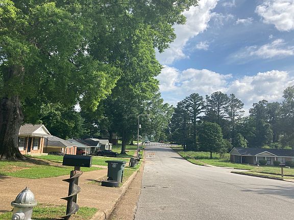 4th image of 4042 Kerwin Dr