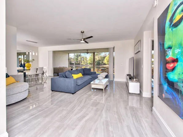 780 Waterford Dr #102, Naples, FL 34113