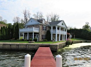 8367 E Port Bay Rd, Wolcott, NY 14590