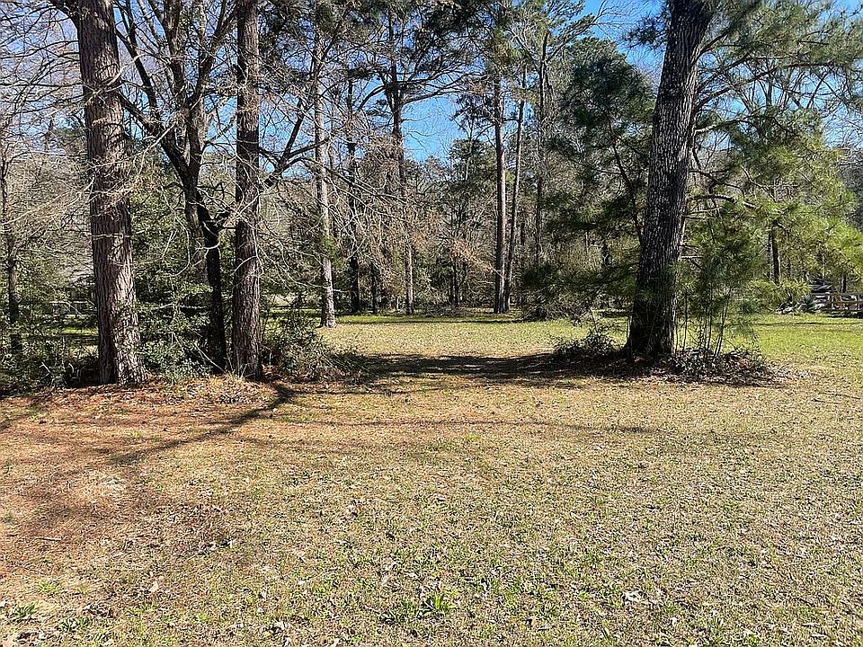 1st image of 84 Hillsborough Dr