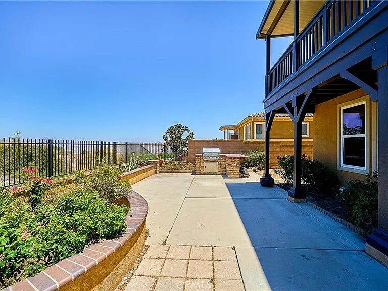 7870 Sanctuary — Photo 39