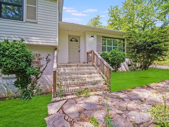 4915 Huntington Farm Rd, Catawba, SC 29704