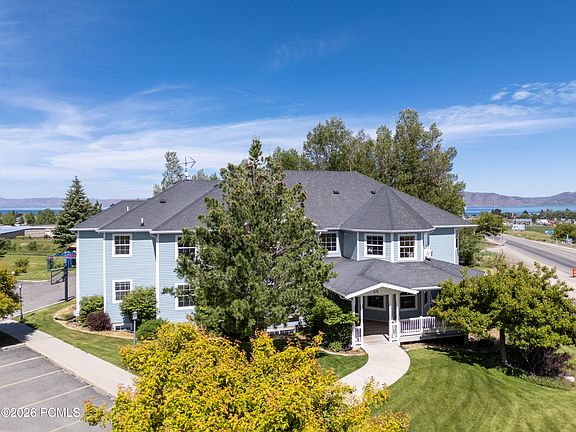 2nd image of 40 N Christa Cir
