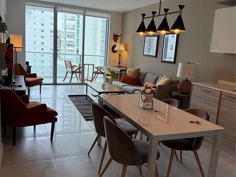 1300 Brickell Bay Dr #1007 — Photo 6