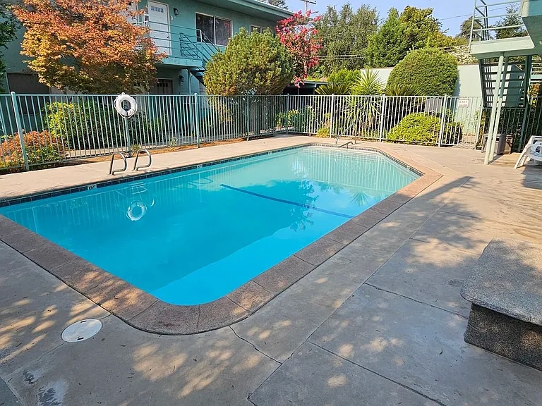 1647 W School Ave #1639-L — Photo 6