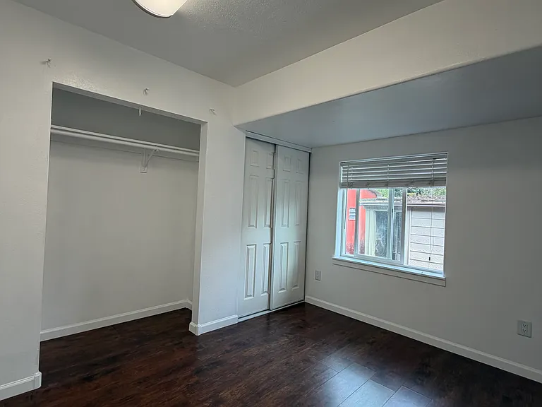 2385 5th St NE — Photo 5