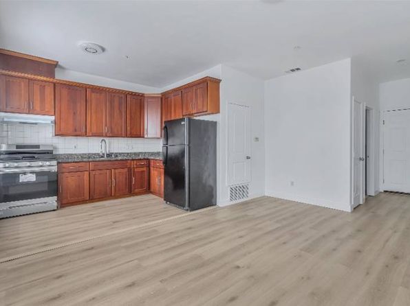 1114 International Blvd APT A