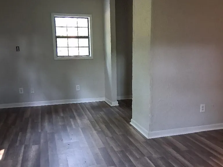 1116 Potter Ave — Photo 7