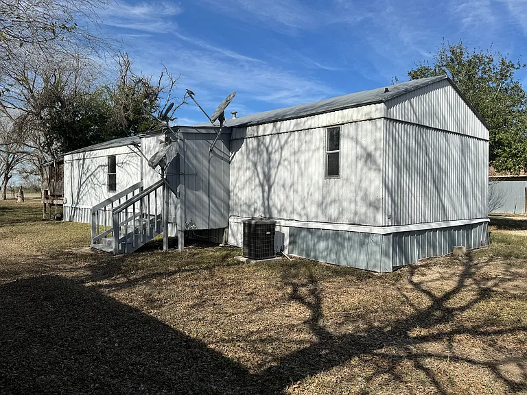 17310 State Highway 16 S — Photo 20