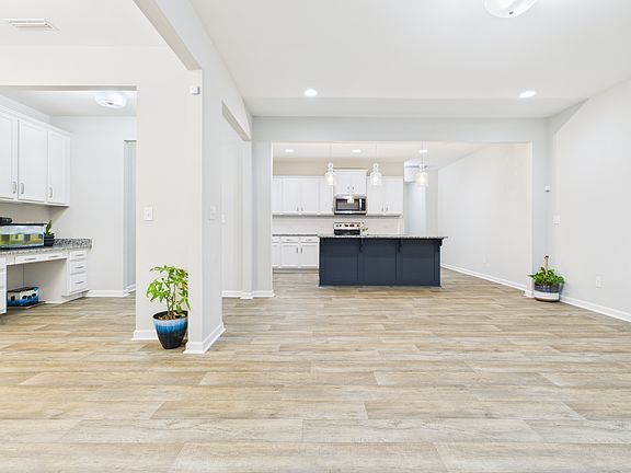 5th image of 5939 River Meadow Ct