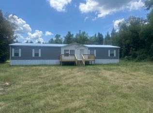 1043 Williamson Rd, New Albany, MS 38652