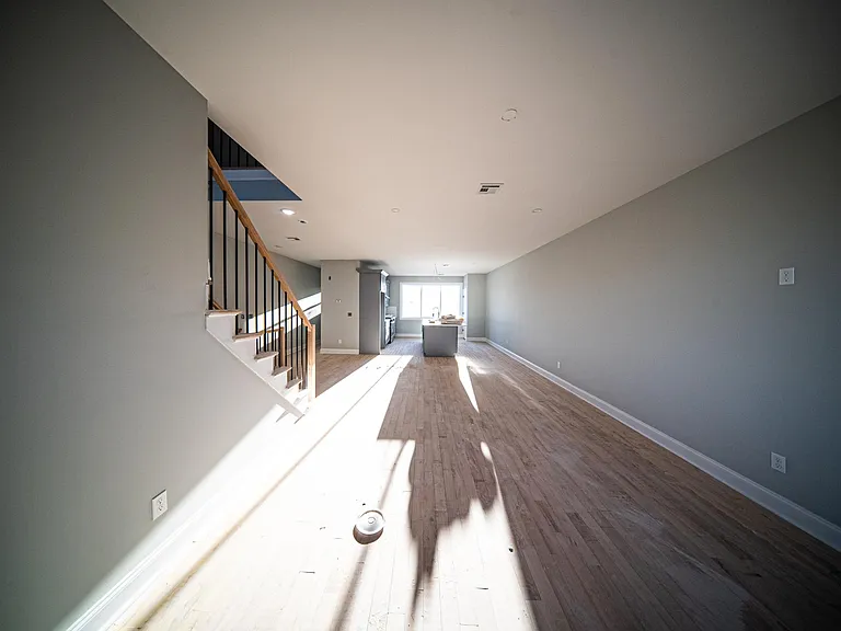 194 Washington Ave #HOME — Photo 3