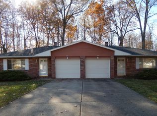 1516 Robin Ln, Stow, OH 44224