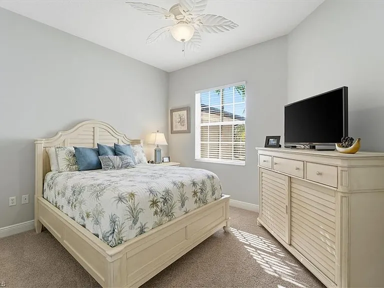 7842 Hawthorne Dr #1703 — Photo 24