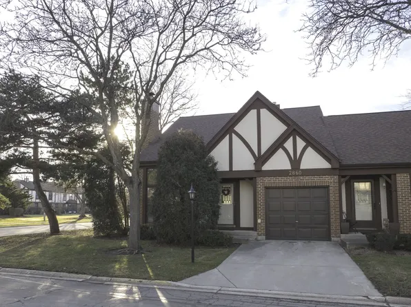 2860 Ashton Ct, Westchester, IL 60154