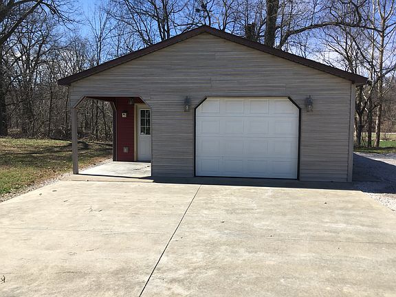 spacious one car garage