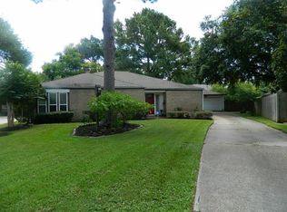 4915 Spanish Oak Dr, Houston, TX 77066