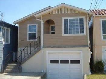 2nd image of 220 Elm Ave