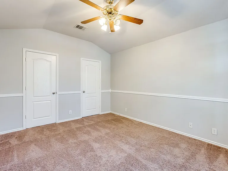 15834 Redwoods Mnr — Photo 18