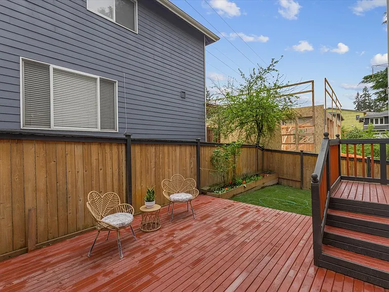 12421 NE 103rd Pl — Photo 32
