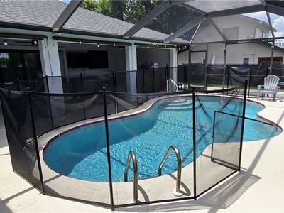 933 SW Santa Barbara Pl, Cape Coral, FL, 33991