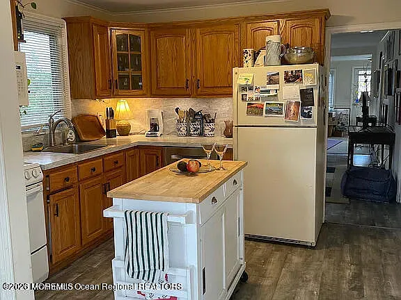 29 Huddy Ave — Photo 4