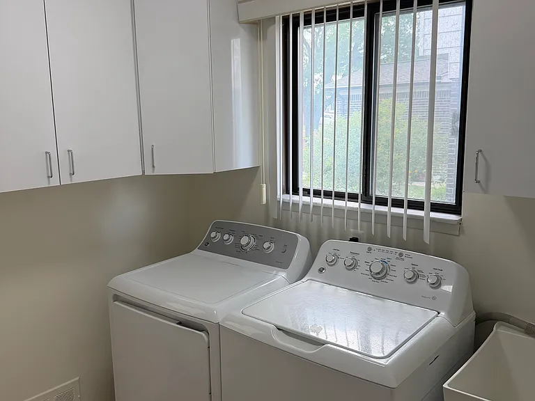 4741 Bloomfield Dr — Photo 13