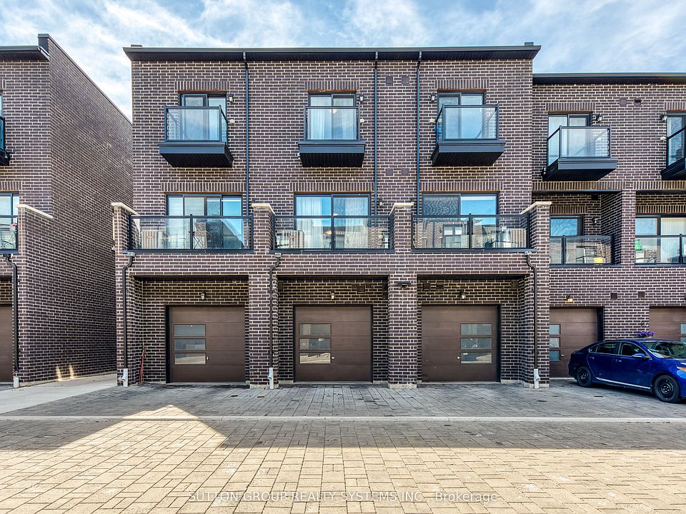 1st image of 1 Lawrence Ave W #1774A