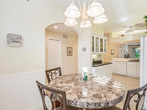 5th image of 2360 Hidden Lake Ct APT 9