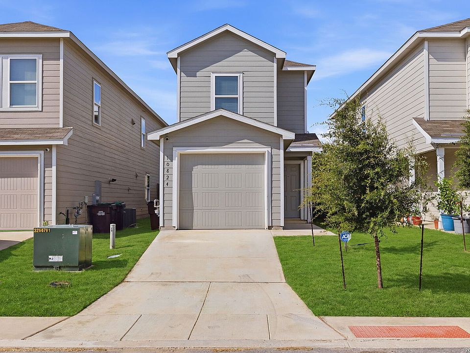 1st image of 10824 Presa Way
