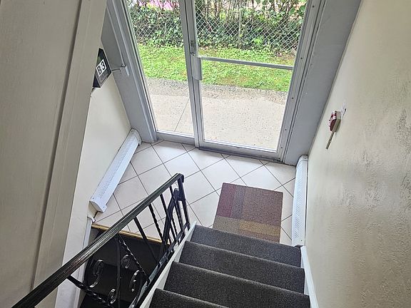 2nd image of 6007 Bingham St #1B