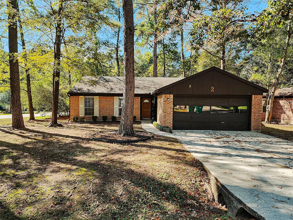 2 Redberry Ct